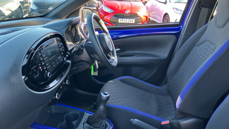 Toyota Aygo X 1.0 VVT-i Edge 5dr Petrol Hatchback